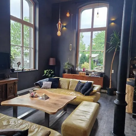 Gleis 22 - Wellness Und Retreats Im Alten Bahnhof Von Villa *