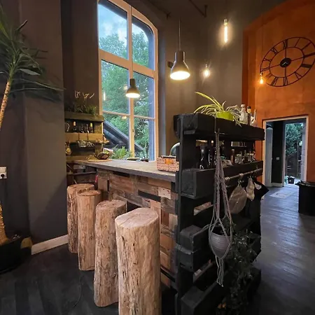 Gleis 22 - Wellness Und Retreats Im Alten Bahnhof Von *