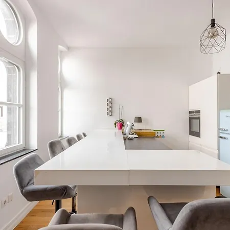 Gleis 22 - Wellness Und Retreats Im Alten Bahnhof Von
