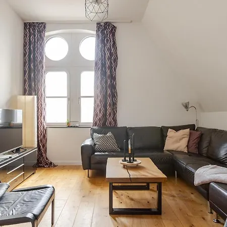 Villa Gleis 22 - Wellness Und Retreats Im Alten Bahnhof Von Kruft