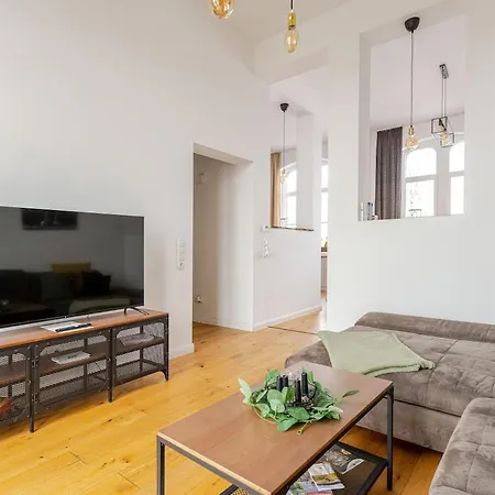 Villa Gleis 22 - Wellness Und Retreats Im Alten Bahnhof Von Kruft