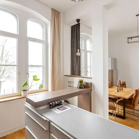 Gleis 22 - Wellness Und Retreats Im Alten Bahnhof Von