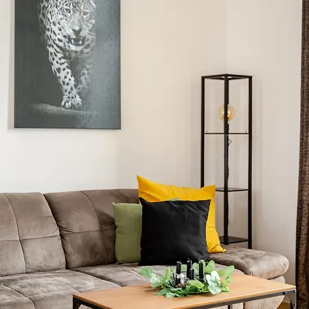 Gleis 22 - Wellness Und Retreats Im Alten Bahnhof Von