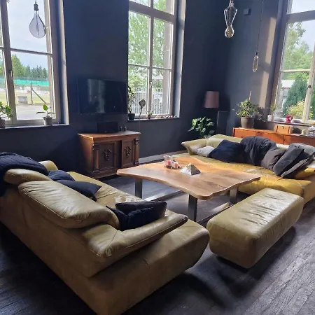 Villa Gleis 22 - Wellness Und Retreats Im Alten Bahnhof Von *