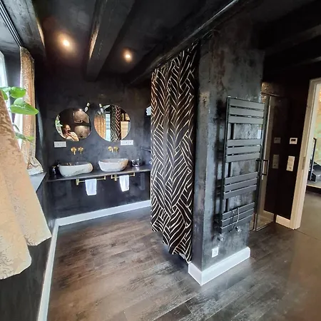 Gleis 22 - Wellness Und Retreats Im Alten Bahnhof Von Vila *