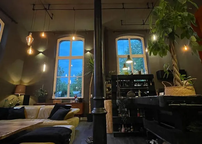 Gleis 22 - Wellness Und Retreats Im Alten Bahnhof Von * Kruft