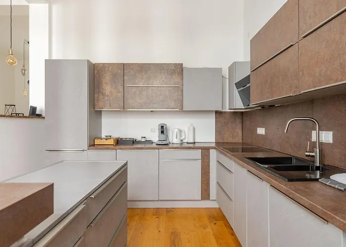 Gleis 22 - Wellness Und Retreats Im Alten Bahnhof Von * Kruft