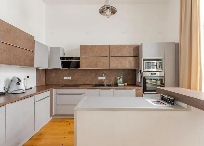 Gleis 22 - Wellness Und Retreats Im Alten Bahnhof Von * Kruft