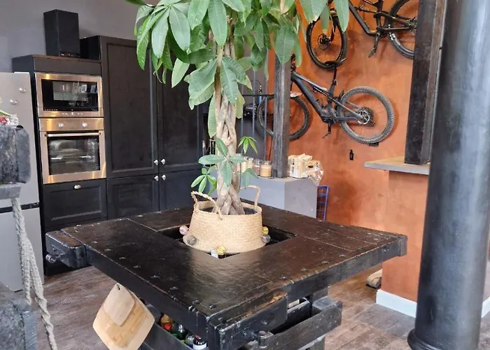 Gleis 22 - Wellness Und Retreats Im Alten Bahnhof Von * Kruft