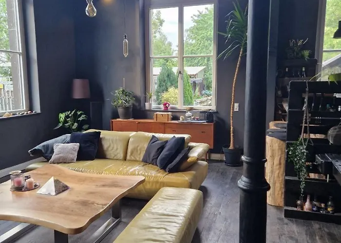 Gleis 22 - Wellness Und Retreats Im Alten Bahnhof Von 别墅