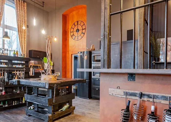 Gleis 22 - Wellness Und Retreats Im Alten Bahnhof Von *